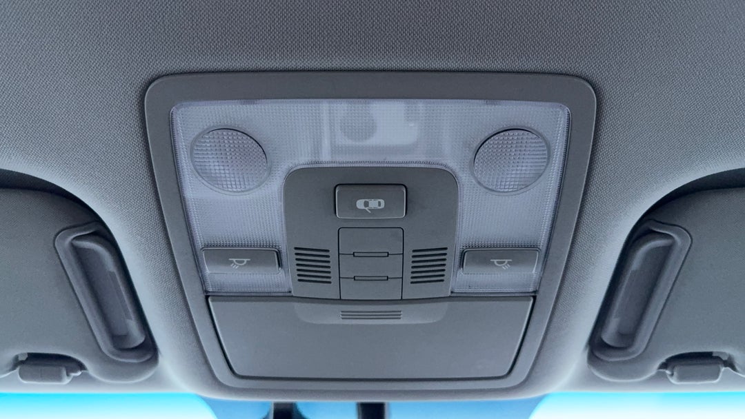 On-Roof Controls/Sunglass holder