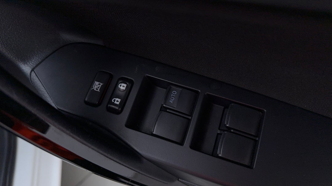 Drivers Side Door Panel Controls