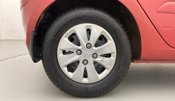 2011 Hyundai i10 SPORTZ 1.2, Petrol, Manual, 74,881 km, Right Rear Wheel