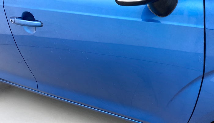 2017 Maruti IGNIS DELTA 1.2, Petrol, Manual, 74,019 km, Driver-side door - Minor scratches