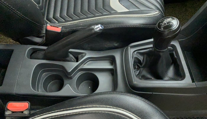 2018 Maruti Vitara Brezza LDI, Diesel, Manual, 54,883 km, Gear Lever