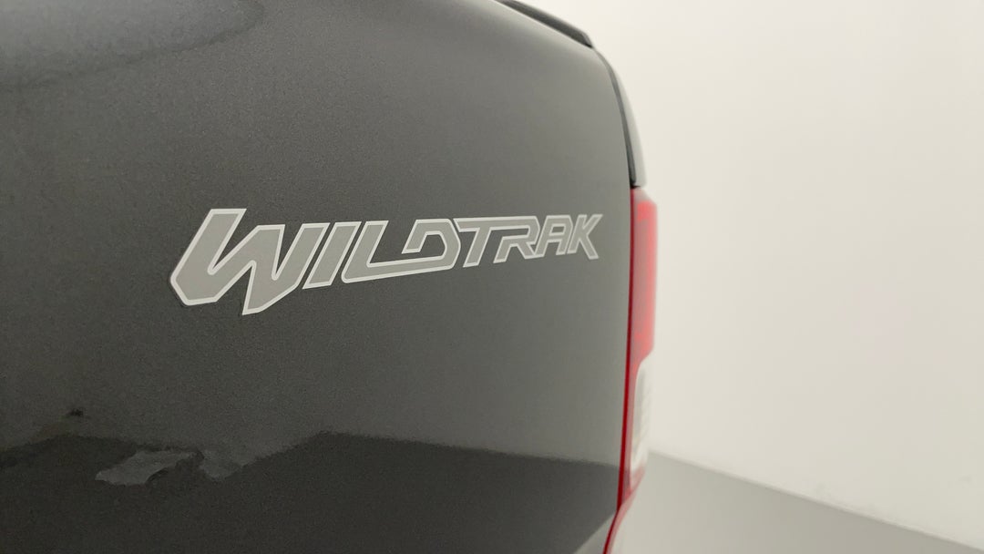 Badge (Boot Right Side)