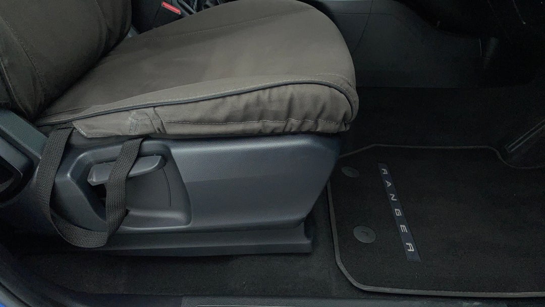 2018 Ford Ranger Xlt 2.0 Hi-rider (4x2), Automatic, 64405 km, Drivers Side Adjustment Panel