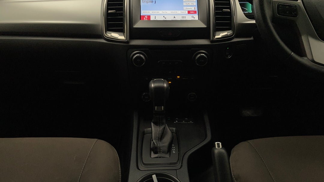 2018 Ford Ranger Xlt 2.0 Hi-rider (4x2), Automatic, 64405 km, Center Console