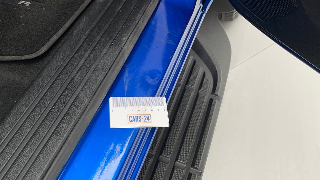 2018 Ford Ranger Xlt 2.0 Hi-rider (4x2), Automatic, 64405 km, Door Sills Front RHS Dent