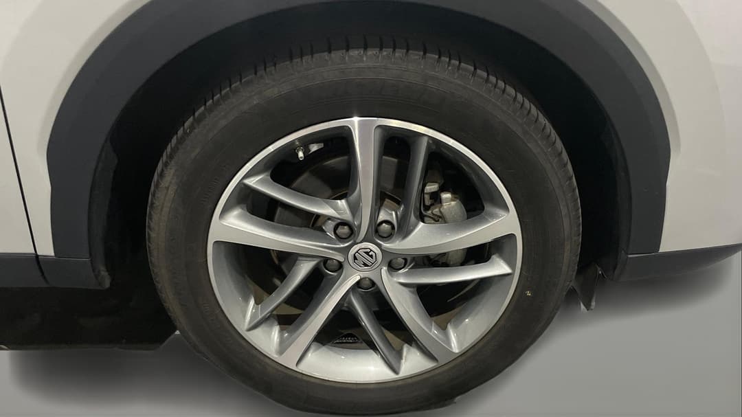 2023 MG HS Excite, Automatic, 51247 km, Right Front Wheel