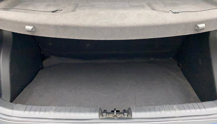 2018 Hyundai Elite i20 ASTA 1.2, Petrol, Manual, 57,377 km, Boot Inside