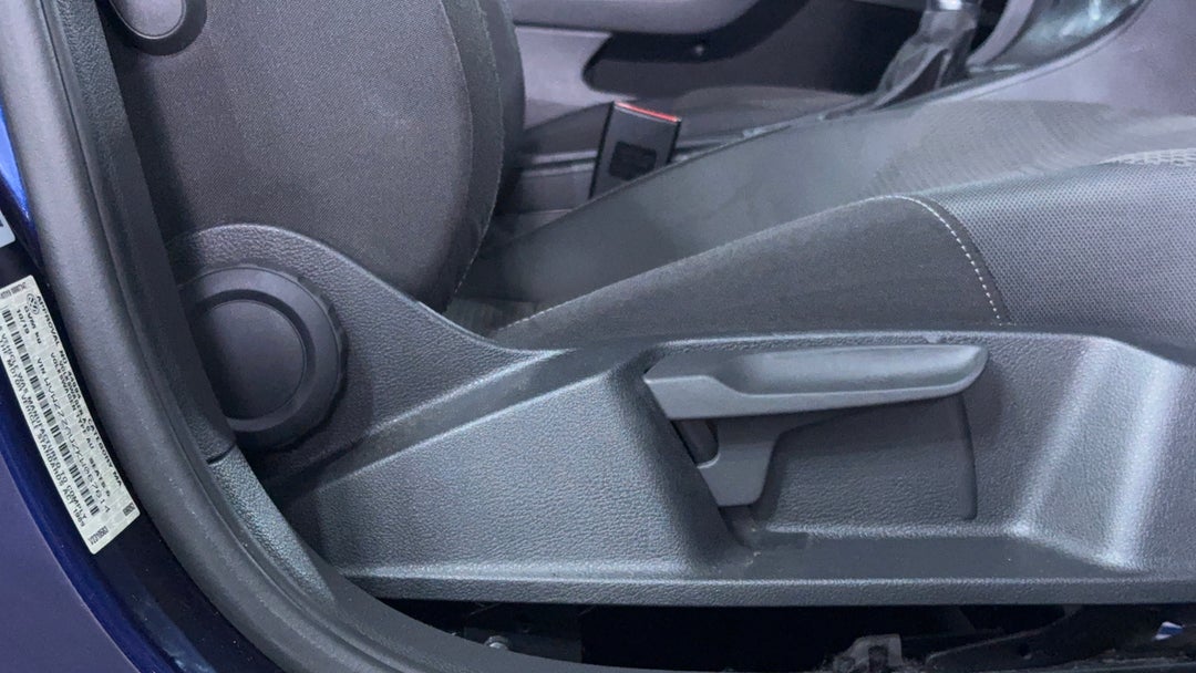 2018 Volkswagen Golf 110 Tsi Comfortline, Automatic, 104628 km, Drivers Side Adjustment Panel