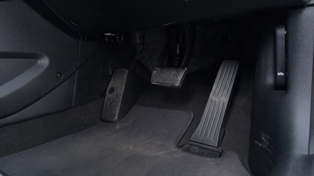 Pedals and Footmat