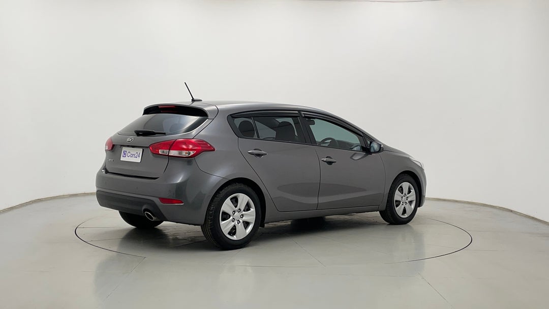 Right Back Diagonal (45- Degree) View