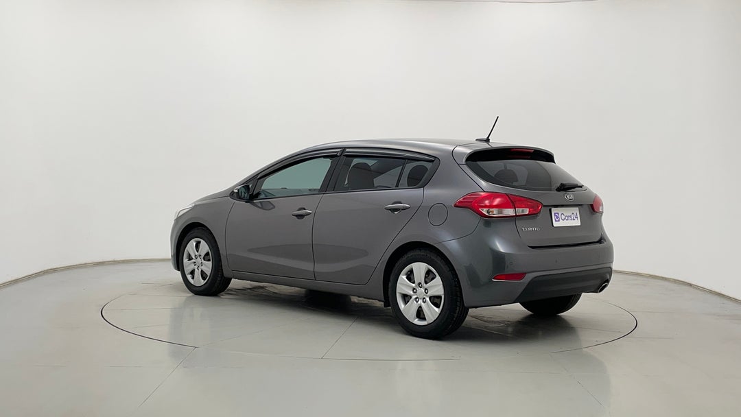 Left Back Diagonal (45- Degree) View