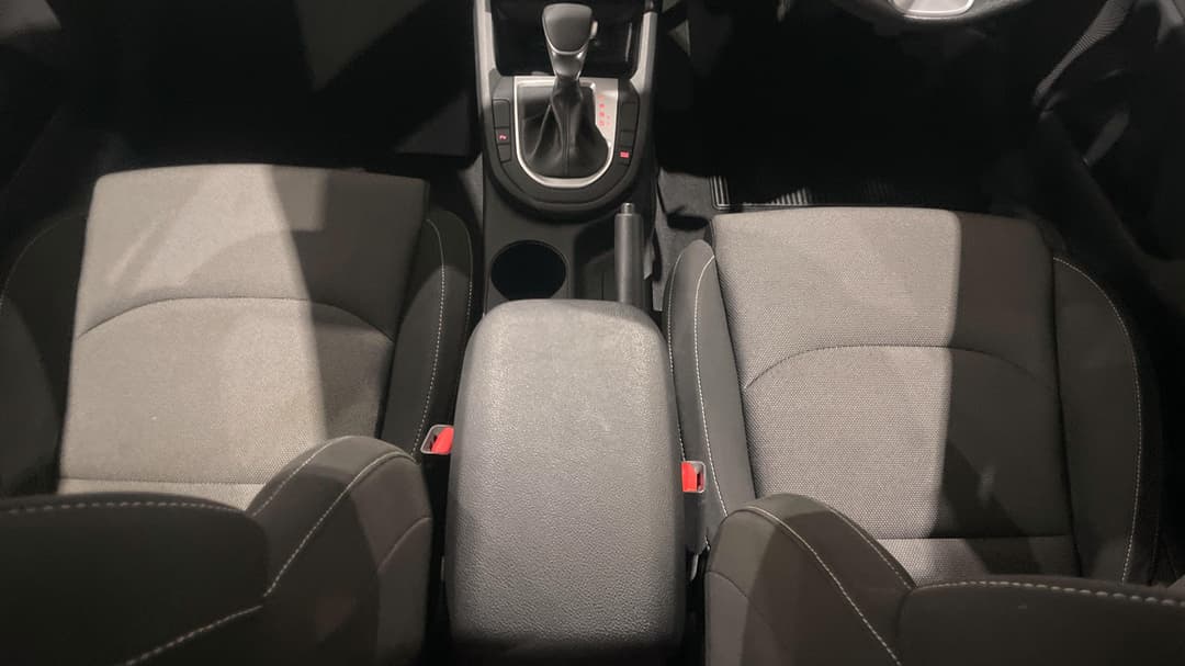 2023 Kia Cerato S, Automatic, 44756 km, Center Console