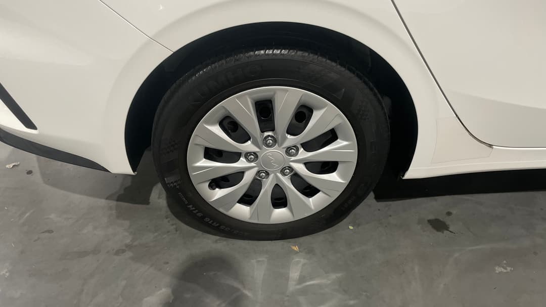 2023 Kia Cerato S, Automatic, 44756 km, Right Rear Wheel