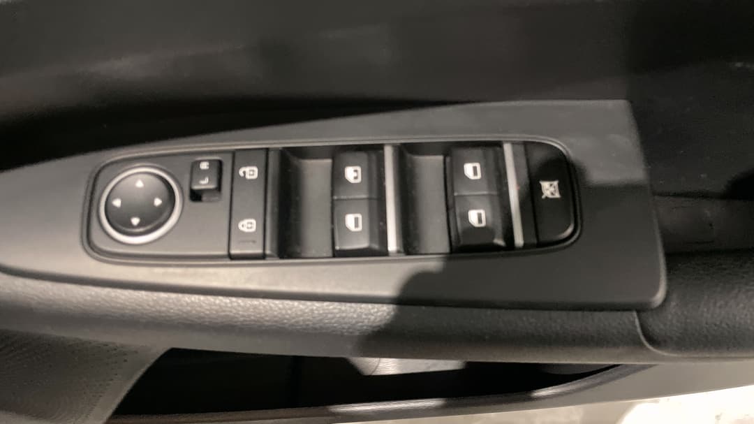 2023 Kia Cerato S, Automatic, 44756 km, Drivers Side Door Panel Controls