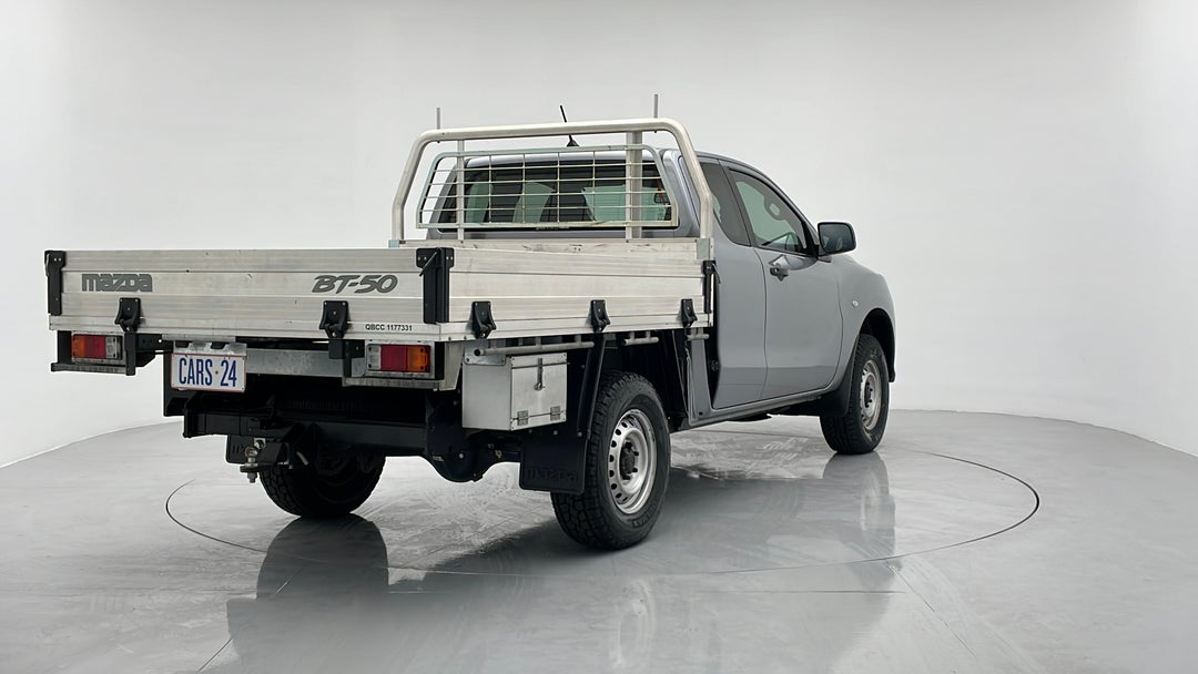 Right Back Diagonal (45- Degree) View