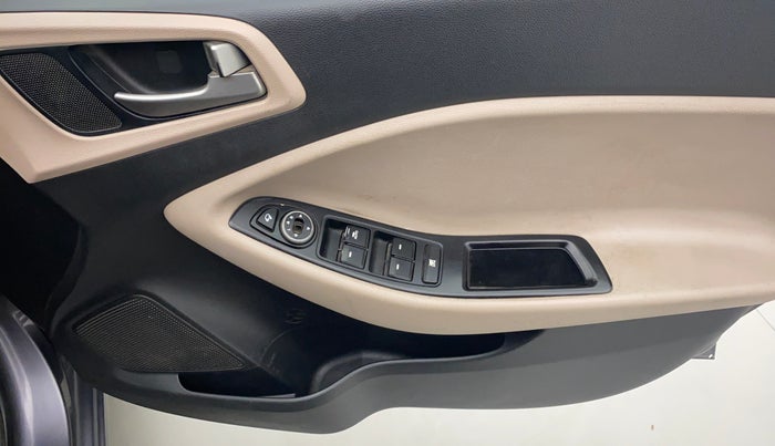 2017 Hyundai Elite i20 1.4 CRDI ASTA (O), Diesel, Manual, 50,932 km, Driver Side Door Panels Controls