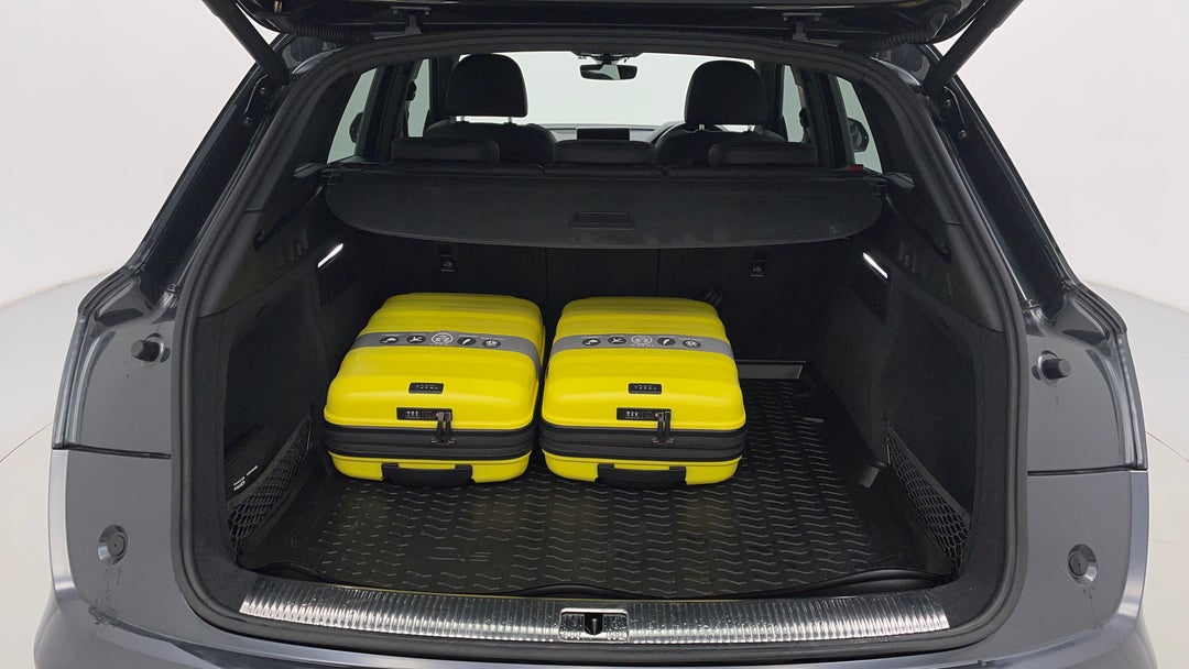 2019 Audi Q5 40 Tdi Quattro Sport, Automatic, 62221 km, Boot Inside View with Luggage