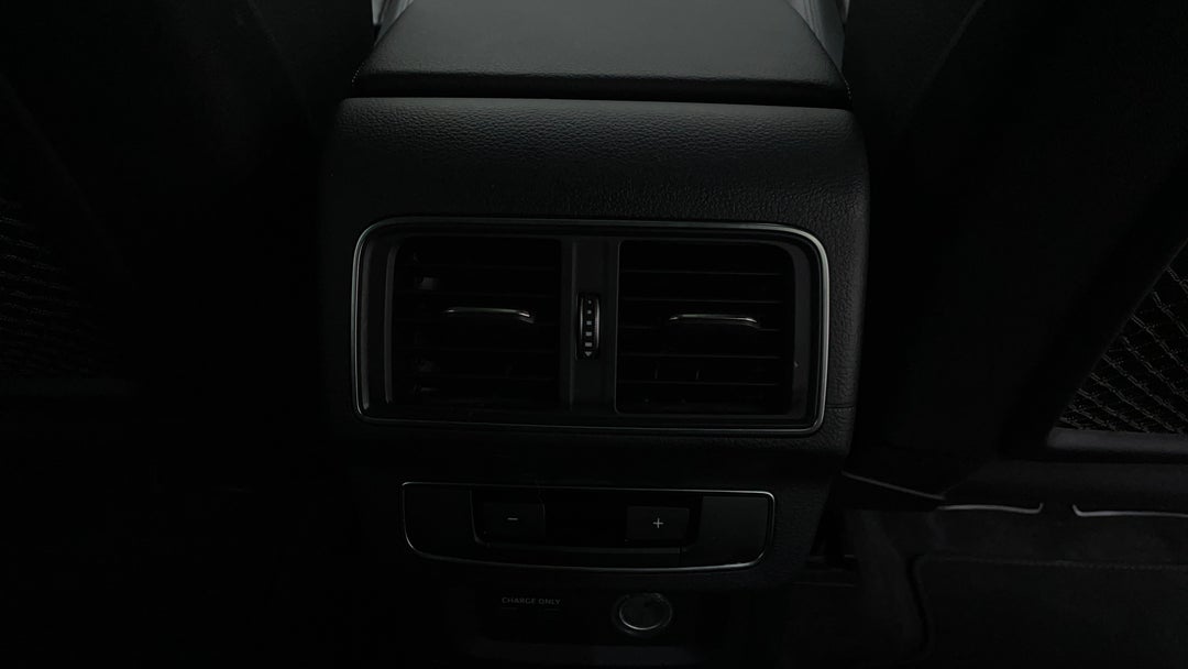 2019 Audi Q5 40 Tdi Quattro Sport, Automatic, 62221 km, Rear A/C Vent