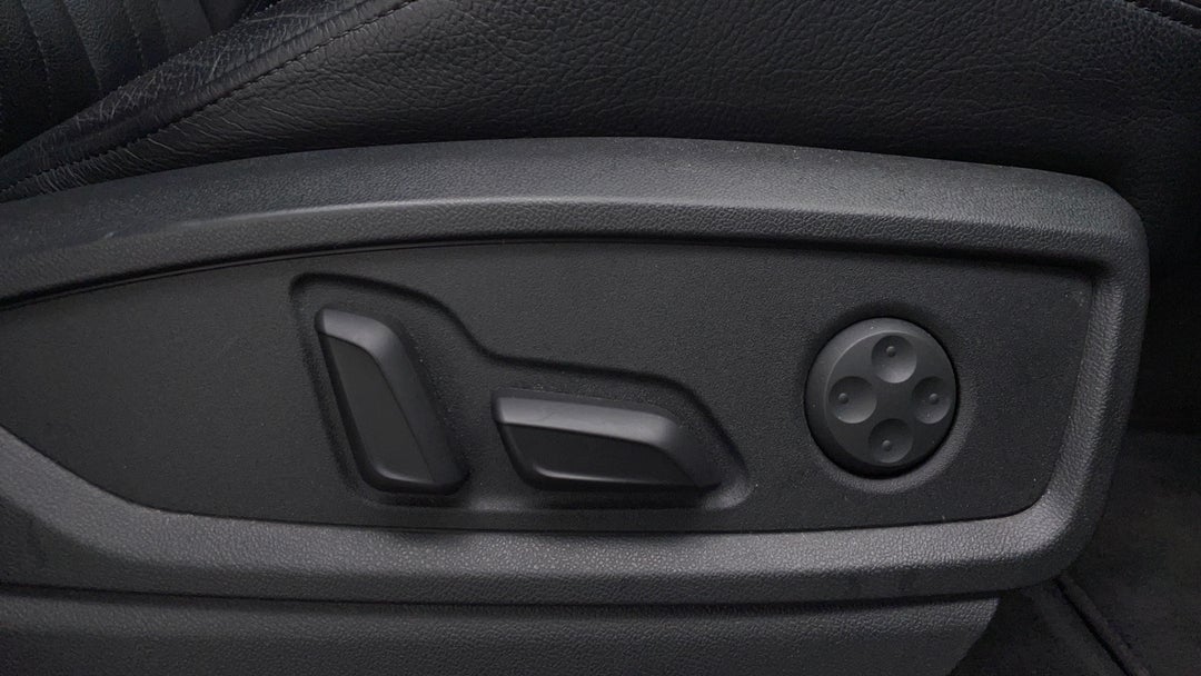 2019 Audi Q5 40 Tdi Quattro Sport, Automatic, 62221 km, Drivers Side Adjustment Panel