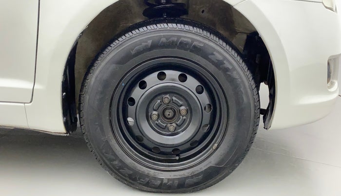 2011 Maruti Swift VDI, Diesel, Manual, 83,508 km, Right Front Wheel