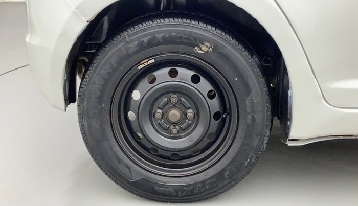 2011 Maruti Swift VDI, Diesel, Manual, 83,508 km, Right Rear Wheel