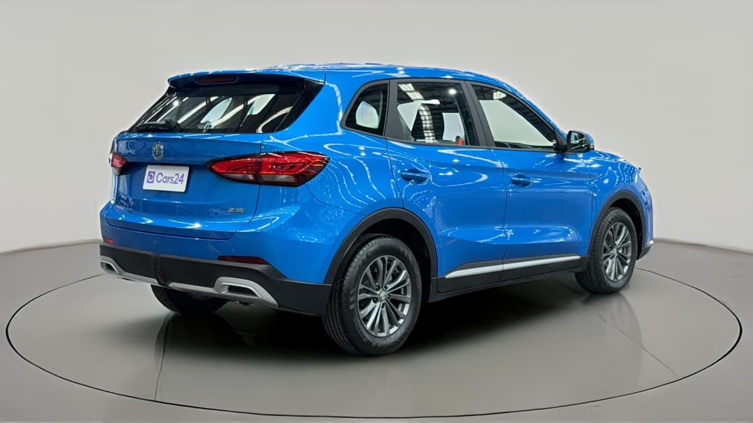 2025 MG ZS Excite, Automatic, 9640 km, Right Back Diagonal (45- Degree) View