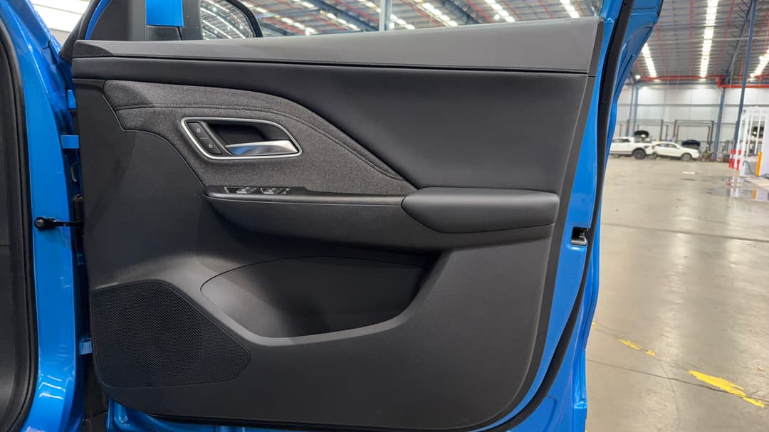 2025 MG ZS Excite, Automatic, 9640 km, Speaker View