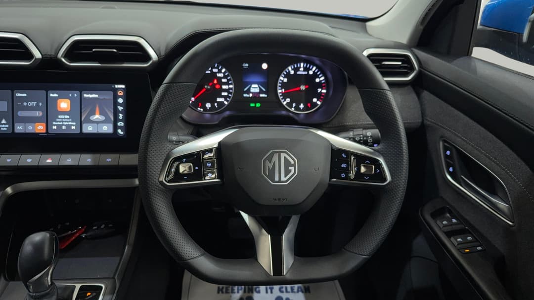 2025 MG ZS Excite, Automatic, 9640 km, Steering Wheel Close-up