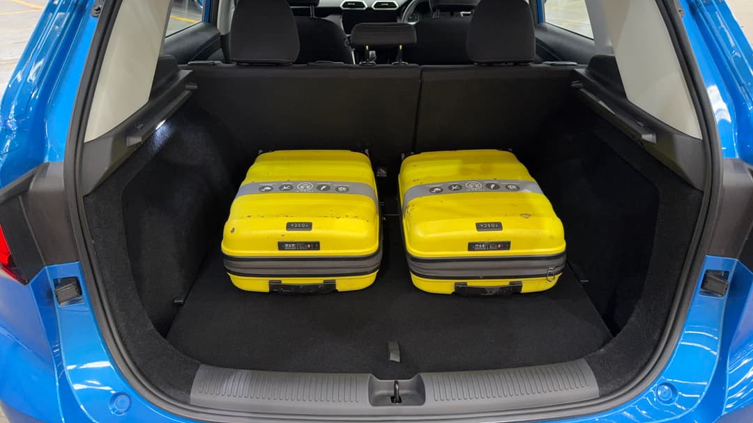 2025 MG ZS Excite, Automatic, 9640 km, Boot Inside View with Luggage