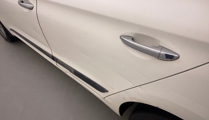 2016 Hyundai Elite i20 ASTA 1.2 (O), Petrol, Manual, 40,143 km, Rear left door - Slightly dented