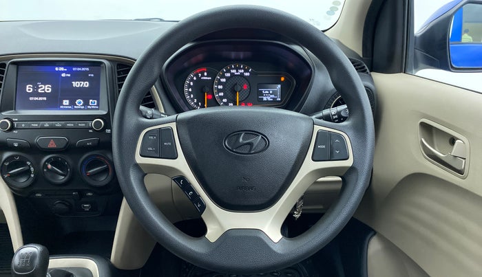 2019 Hyundai NEW SANTRO ASTA 1.1 MT, Petrol, Manual, 3,728 km, Steering Wheel Close Up