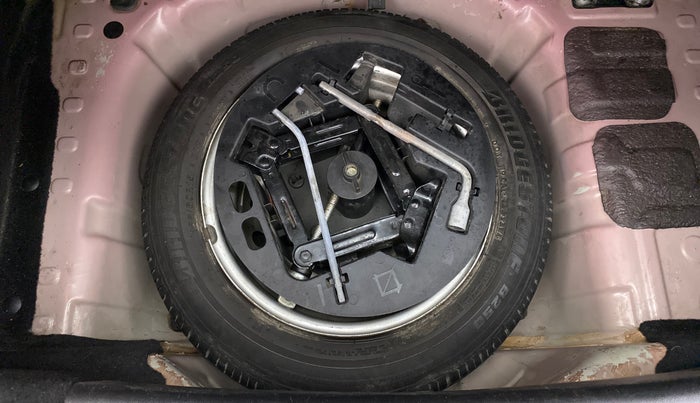 2017 Mahindra KUV 100 NXT K8 D 6 STR, Diesel, Manual, 97,352 km, Spare Tyre