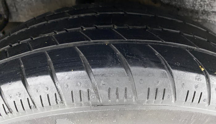 2019 Maruti Celerio VXI d, Petrol, Manual, 49,901 km, Right Rear Tyre Tread