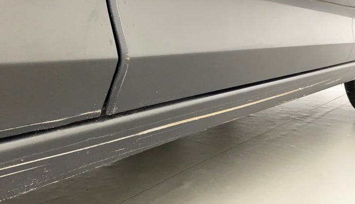2018 Honda Amaze 1.2L I-VTEC S, CNG, Manual, 98,215 km, Right running board - Slightly rusted