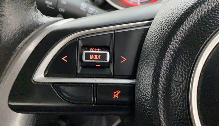 2018 Maruti Swift ZXI AMT, Petrol, Automatic, 44,996 km, Steering wheel - Sound system control not functional