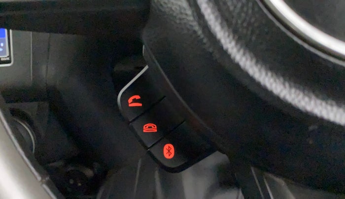 2018 Maruti Swift ZXI AMT, Petrol, Automatic, 44,996 km, Steering wheel - Phone control not functional