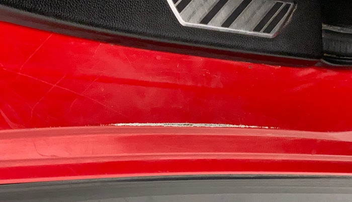 2018 Maruti Swift ZXI AMT, Petrol, Automatic, 44,996 km, Right running board - Minor scratches