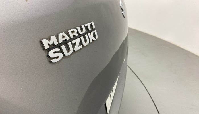 2017 Maruti Swift ZXI, Petrol, Manual, 71,050 km, Dicky (Boot door) - Slightly dented