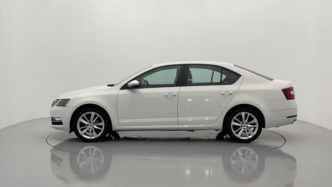 2019 SKODA Octavia 110 Tsi, Automatic, 72277 km, Left Side View