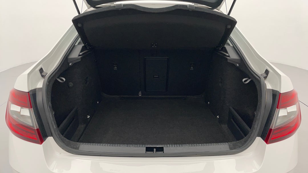 2019 SKODA Octavia 110 Tsi, Automatic, 72277 km, Boot Inside View