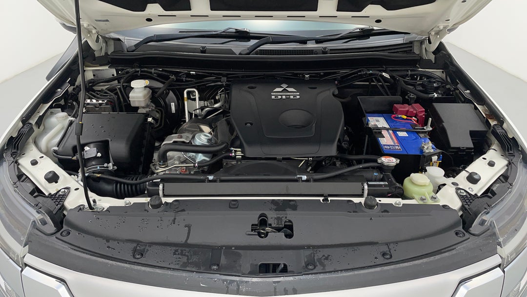 Open Bonnet (Engine)