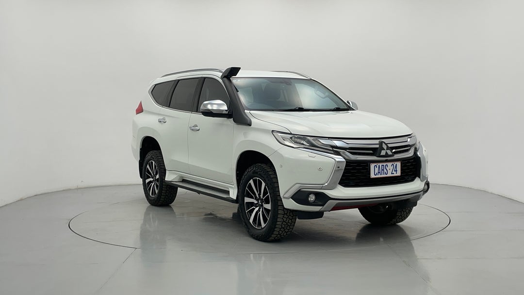 Right Front Diagonal (45- Degree) View