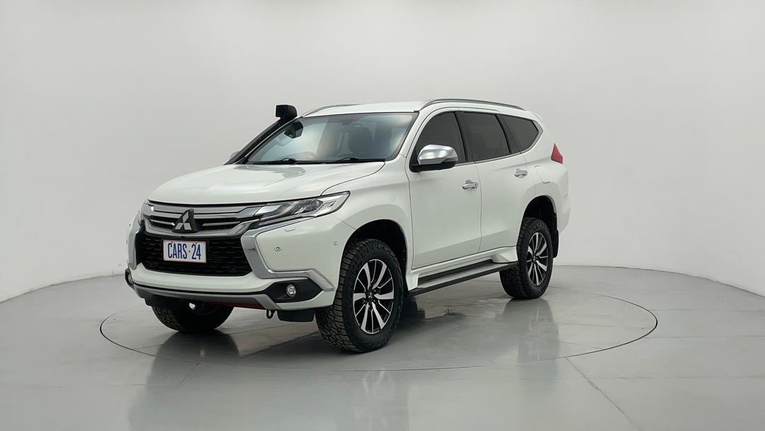 Left Front Diagonal (45- Degree) View