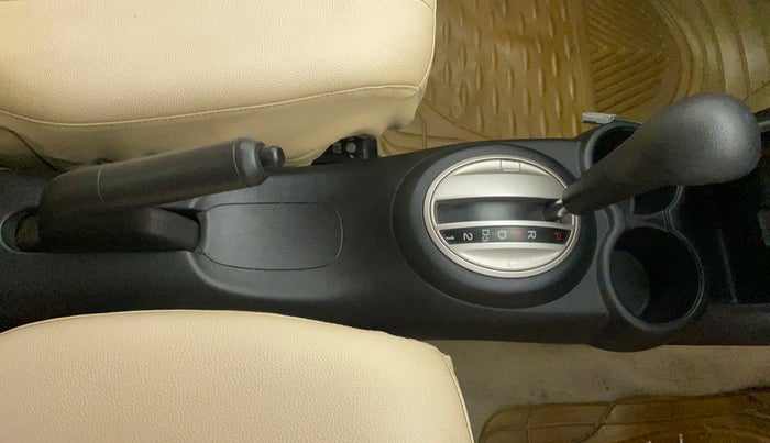 2014 Honda Brio VX AT, Petrol, Automatic, 56,552 km, Gear Lever