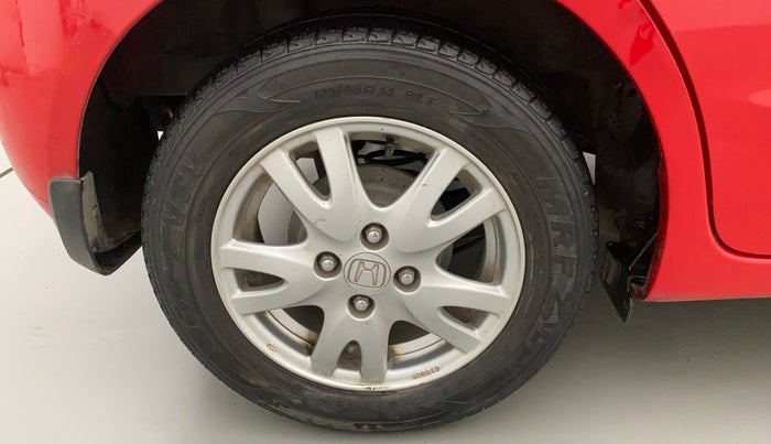 2014 Honda Brio VX AT, Petrol, Automatic, 56,552 km, Right Rear Wheel
