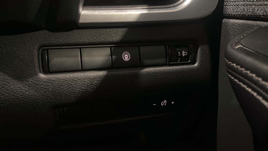 2024 Nissan X-trail St (4WD), Automatic, 58576 km, Utility Switches/Buttons