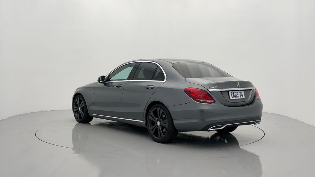 Left Back Diagonal (45- Degree) View