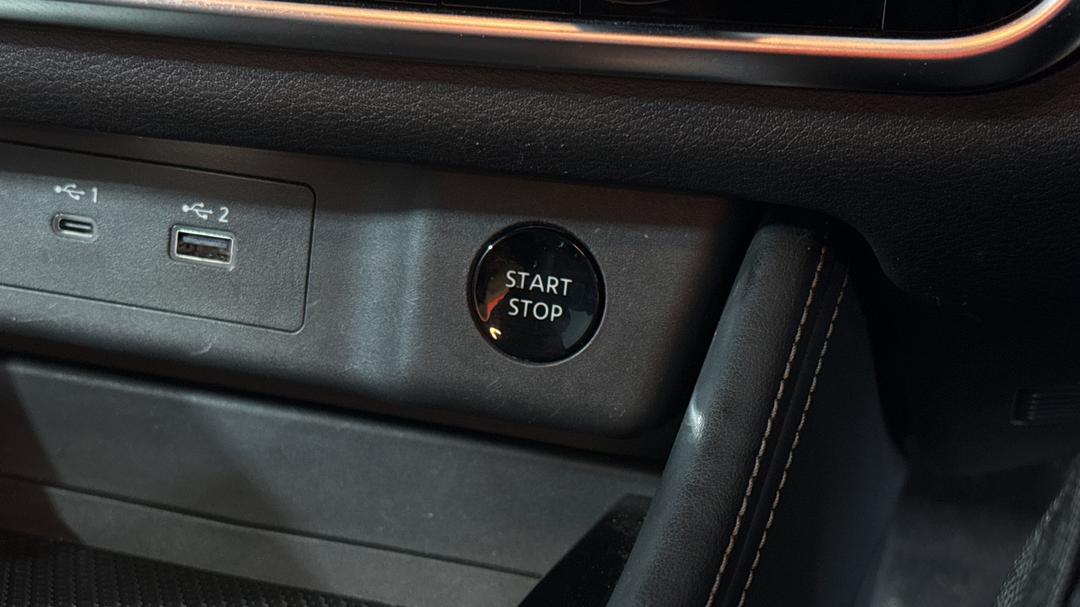 2024 Nissan X-trail St-l (4WD) E-power (hybrid), Automatic, 21884 km, Keyless / Button Start