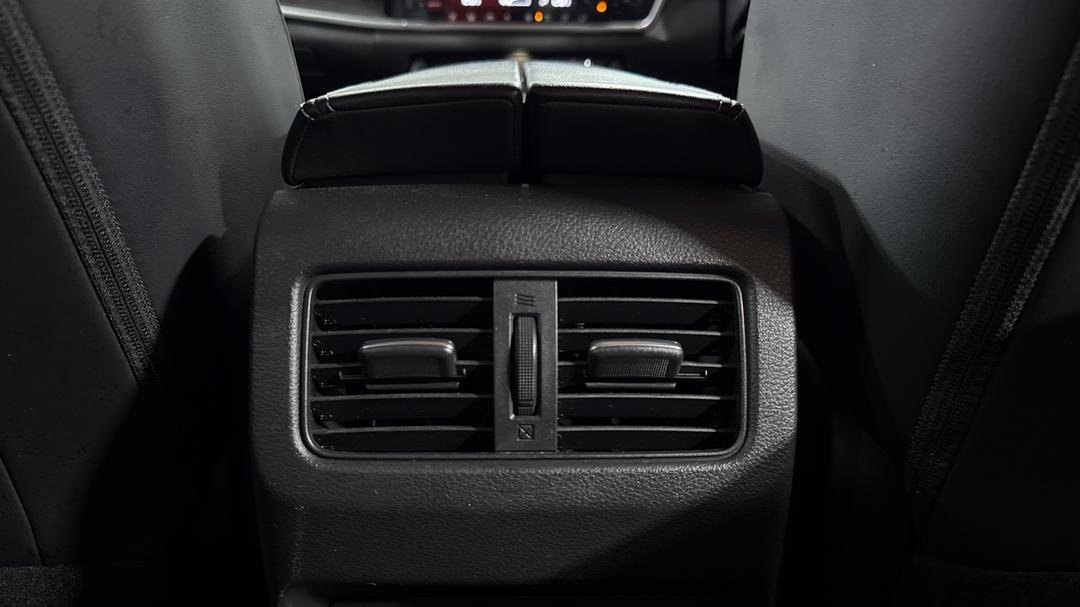 2024 Nissan X-trail St-l (4WD) E-power (hybrid), Automatic, 21884 km, Rear A/C Vent