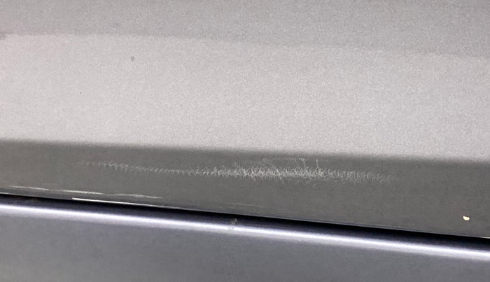 2016 Hyundai Eon MAGNA PLUS, Petrol, Manual, 22,817 km, Rear left door - Minor scratches